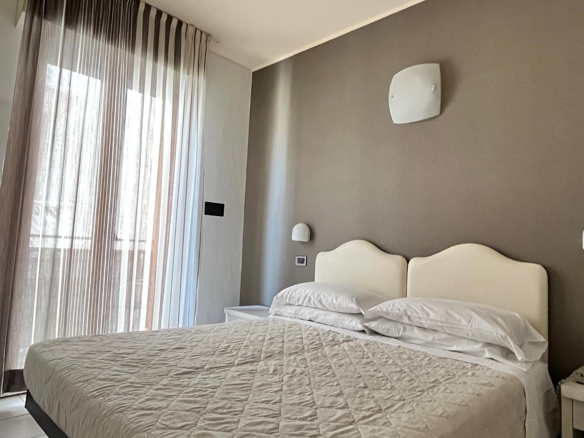 Hotel Berenice 리미니 외부 사진