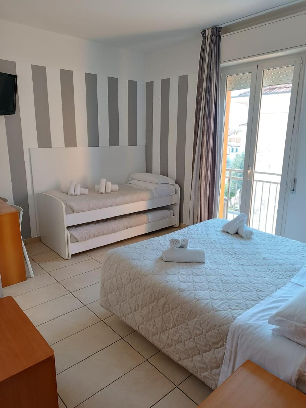 Hotel Berenice 리미니 외부 사진